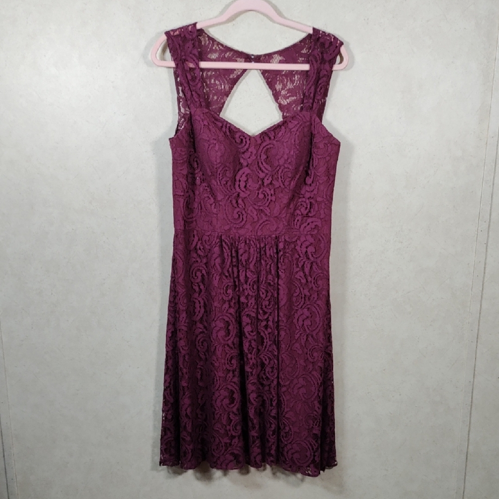 H156 Jasmine Bridesmaids lined lace burgundy formal dress 12 NWT